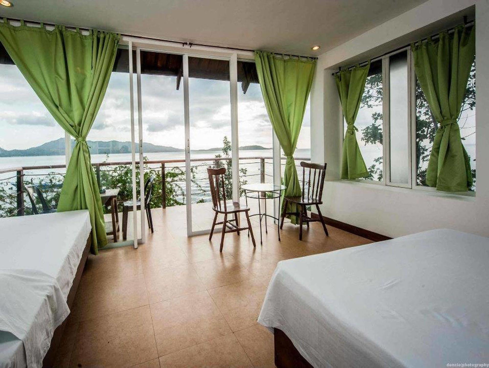 Planet Dive Hotel Мабини Екстериор снимка